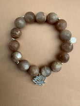 Lade das Bild in den Galerie-Viewer, Karma bracelets