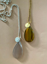 Lade das Bild in den Galerie-Viewer, Perelin Pendant