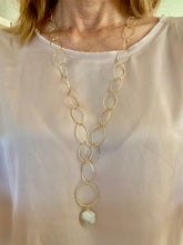 Lade das Bild in den Galerie-Viewer, Margaux necklace