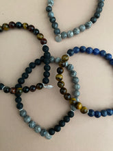 Lade das Bild in den Galerie-Viewer, Leos bracelets