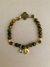 Lade das Bild in den Galerie-Viewer, Jungle Stars