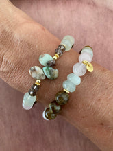 Lade das Bild in den Galerie-Viewer, Cozy bracelets