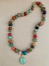 Lade das Bild in den Galerie-Viewer, Violetta necklace