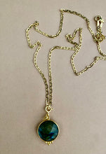 Lade das Bild in den Galerie-Viewer, Calita necklace