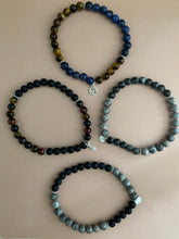 Lade das Bild in den Galerie-Viewer, Leos bracelets