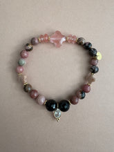 Lade das Bild in den Galerie-Viewer, Rosalies bracelet