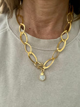 Lade das Bild in den Galerie-Viewer, Nounou necklace