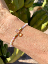 Lade das Bild in den Galerie-Viewer, Glitter Rainbow bracelets