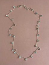 Lade das Bild in den Galerie-Viewer, Lovely Sky