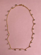 Lade das Bild in den Galerie-Viewer, Lovely Sky