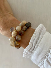 Lade das Bild in den Galerie-Viewer, Coffee or Cream bracelet