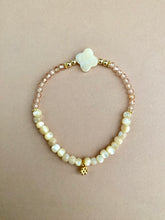 Lade das Bild in den Galerie-Viewer, Elaine bracelets