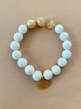 Lade das Bild in den Galerie-Viewer, Milky Beige „Flower of Life“