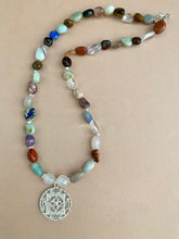 Lade das Bild in den Galerie-Viewer, Louise necklace