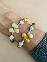 Lade das Bild in den Galerie-Viewer, Lupinchen bracelets