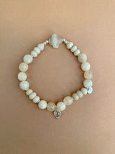 Lade das Bild in den Galerie-Viewer, Pascha bracelets