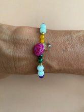 Lade das Bild in den Galerie-Viewer, Flowerchild bracelet