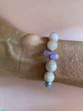 Lade das Bild in den Galerie-Viewer, Lotus Armbänder