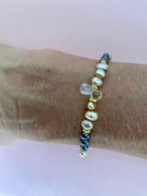 Lade das Bild in den Galerie-Viewer, Leontine bracelets