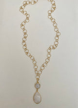 Lade das Bild in den Galerie-Viewer, Moonlight necklaces