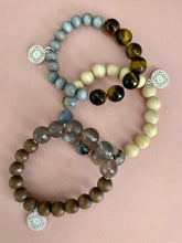 Lade das Bild in den Galerie-Viewer, Bea bracelets