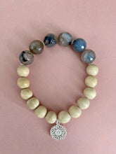 Lade das Bild in den Galerie-Viewer, Bea bracelets