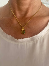 Lade das Bild in den Galerie-Viewer, Mandalay Necklaces