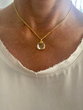 Lade das Bild in den Galerie-Viewer, Mandalay Necklaces