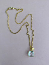 Lade das Bild in den Galerie-Viewer, Mandalay Necklaces