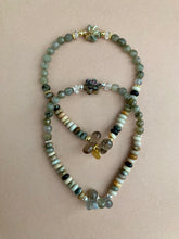 Lade das Bild in den Galerie-Viewer, Fall flower