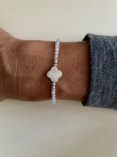Lade das Bild in den Galerie-Viewer, Clarisse bracelets