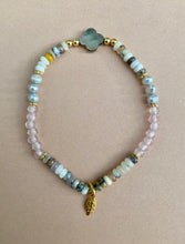 Lade das Bild in den Galerie-Viewer, Falling leaves bracelet