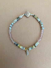 Lade das Bild in den Galerie-Viewer, Falling leaves bracelet