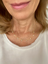 Lade das Bild in den Galerie-Viewer, Lovely Sky