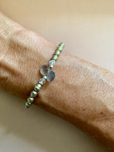 Lade das Bild in den Galerie-Viewer, Sparrow pearl bracelets