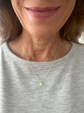Lade das Bild in den Galerie-Viewer, Mini Star necklace