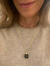 Lade das Bild in den Galerie-Viewer, Calita necklace