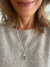 Lade das Bild in den Galerie-Viewer, Calita necklace