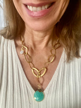 Lade das Bild in den Galerie-Viewer, Nounou necklace