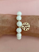 Lade das Bild in den Galerie-Viewer, white oak bracelets
