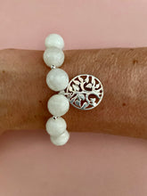 Lade das Bild in den Galerie-Viewer, white oak bracelets