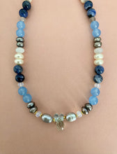 Lade das Bild in den Galerie-Viewer, Loulou necklace