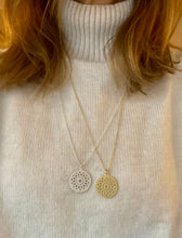 Lade das Bild in den Galerie-Viewer, Mandala long version