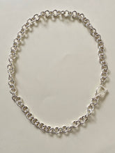Lade das Bild in den Galerie-Viewer, T-Chain necklace