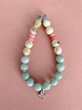 Lade das Bild in den Galerie-Viewer, Hamsa blessed bracelet