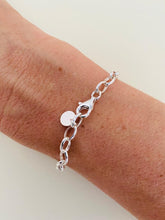 Lade das Bild in den Galerie-Viewer, The Roman coin bracelet in silver