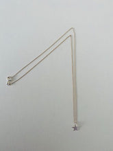 Lade das Bild in den Galerie-Viewer, Mini Star necklace