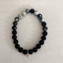 Lade das Bild in den Galerie-Viewer, Herrenarmband Feuerachat Onyx Silber Lilie