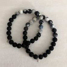 Lade das Bild in den Galerie-Viewer, Herrenarmband Feuerachat Onyx Silber Lilie