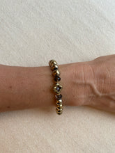 Lade das Bild in den Galerie-Viewer, Armband mit Mondstein Perlmutt Plättchen Rauchquarz